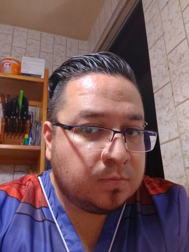 Customer photo review of 3×2 Llévate 3 y paga 2 Minoxidil 15% 100 ml + 1 Aceite  Premium Gratis