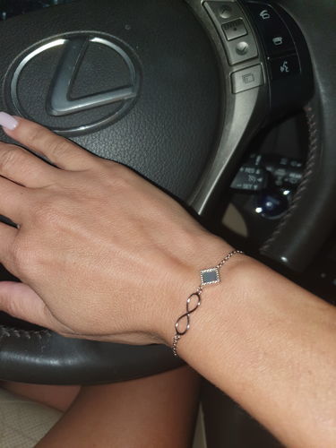 Customer photo review of Infinity Bracelet