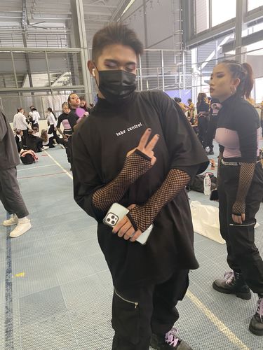 Customer photo review of 'Core' - Black Oversized Tee