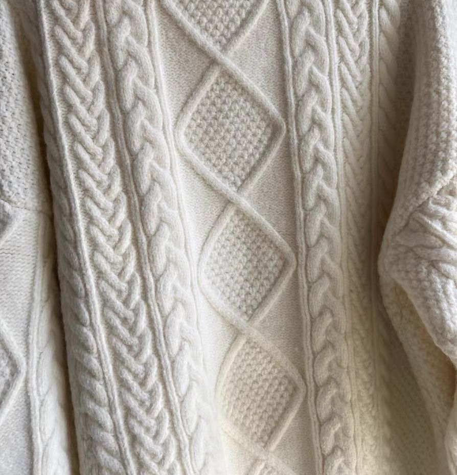 Customer photo review of Aelfric Eden Retro 90s Cable Knit Sweater