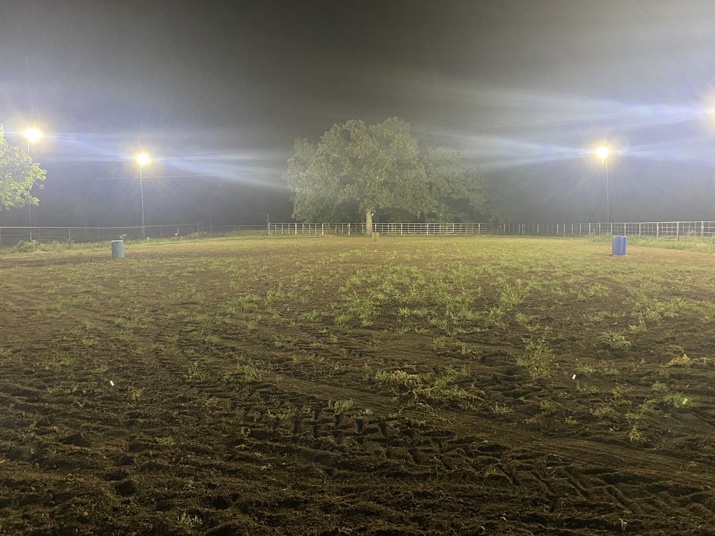 Customer photo review of LED Pole Light Heads 300 Watt Black 5700K 42000LM Adjustable Mount, Waterproof IP65, 120V-277V, UL, DLC Listed, Shoebox Light for Streets, Parking Lots, Area, Driveways