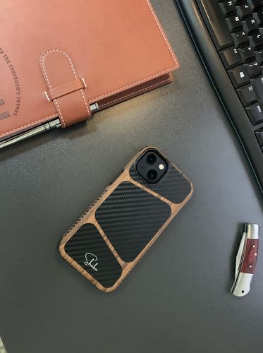 Customer photo review of Carbon Fiber Wood Grain iPhone Case