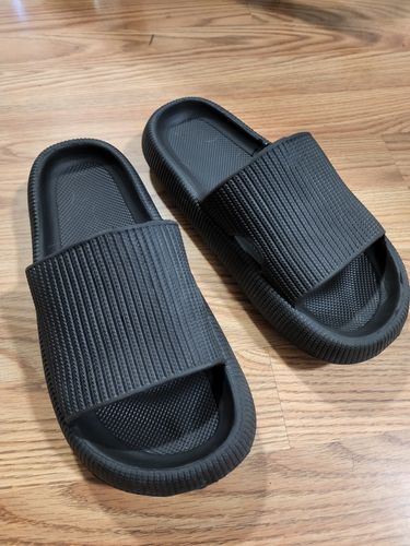 Customer photo review of Original Cushion Slides - Cloud Slides