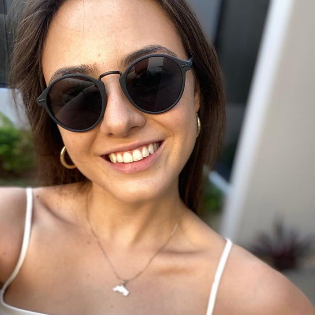 Customer photo review of Vesca All Black