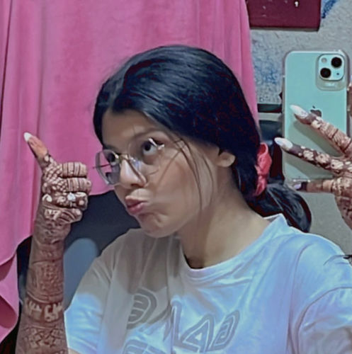 Customer photo review of iPhone 13