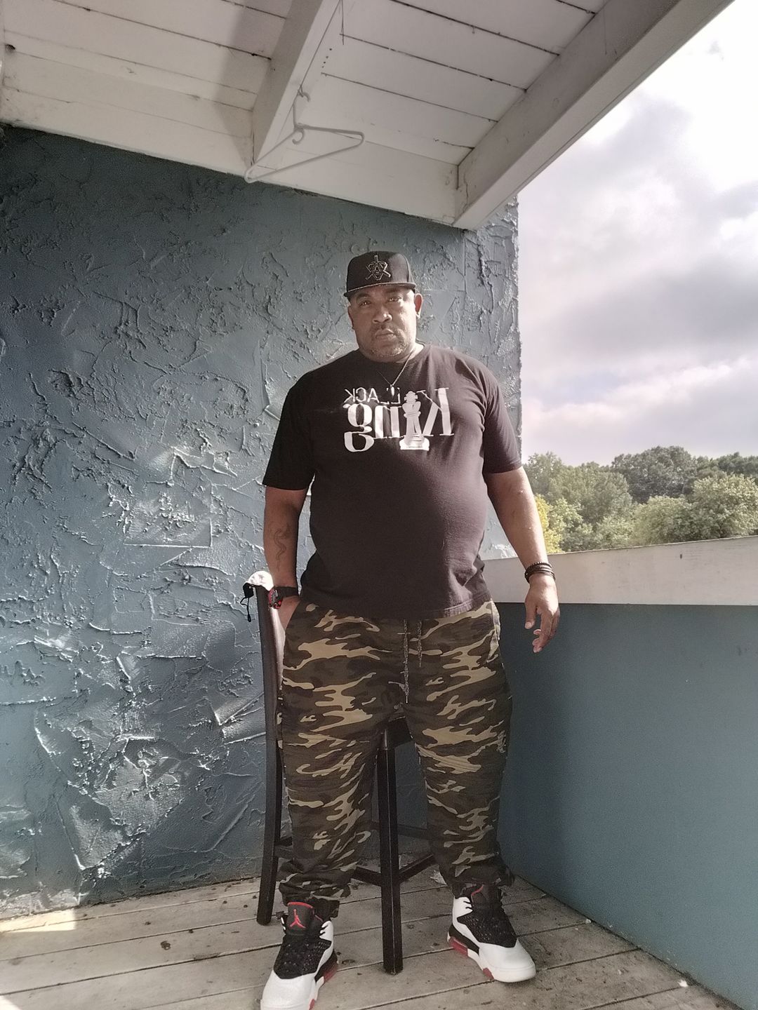 Customer photo review of Black King