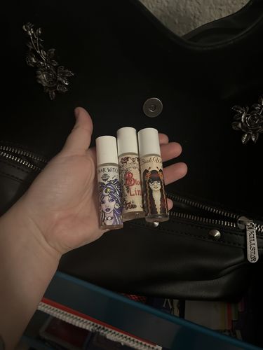 Customer photo review of Bloodline