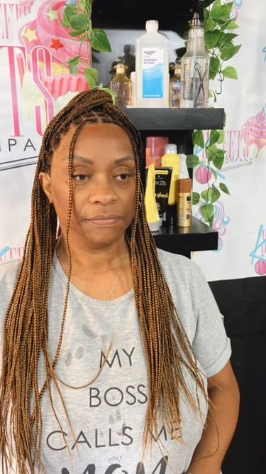 Customer photo review of Beyoncé Honey Blonde Knotless Braids