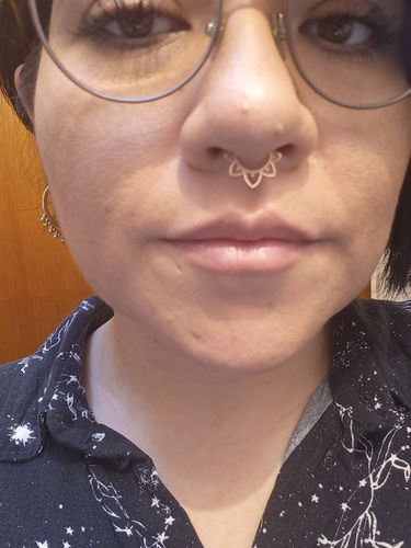 Customer photo review of Piercing Daith y Septum Mandala