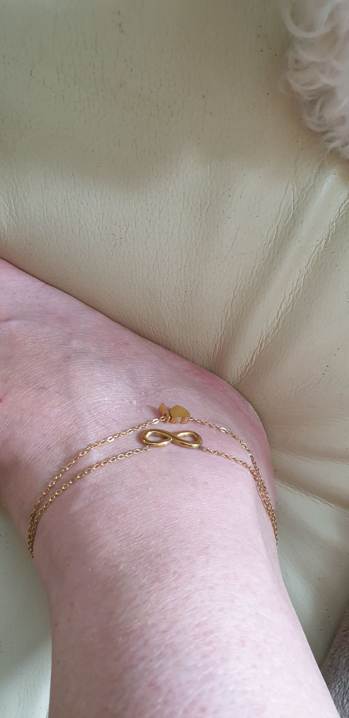 Customer photo review of LOANYA Fußkettchen der Unendlichkeit
