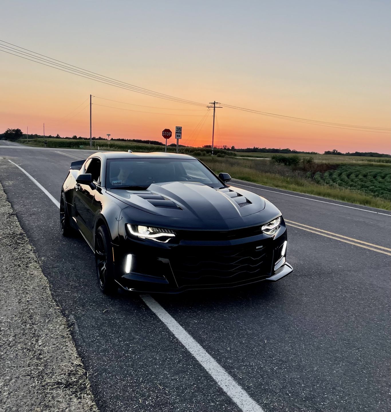 Customer photo review of PRE-ORDER 2016-2023 CHEVY CAMARO TYPE-AMS CARBON FIBER HOOD