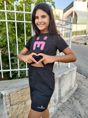 Customer photo review of T-shirt logo e nodo nera