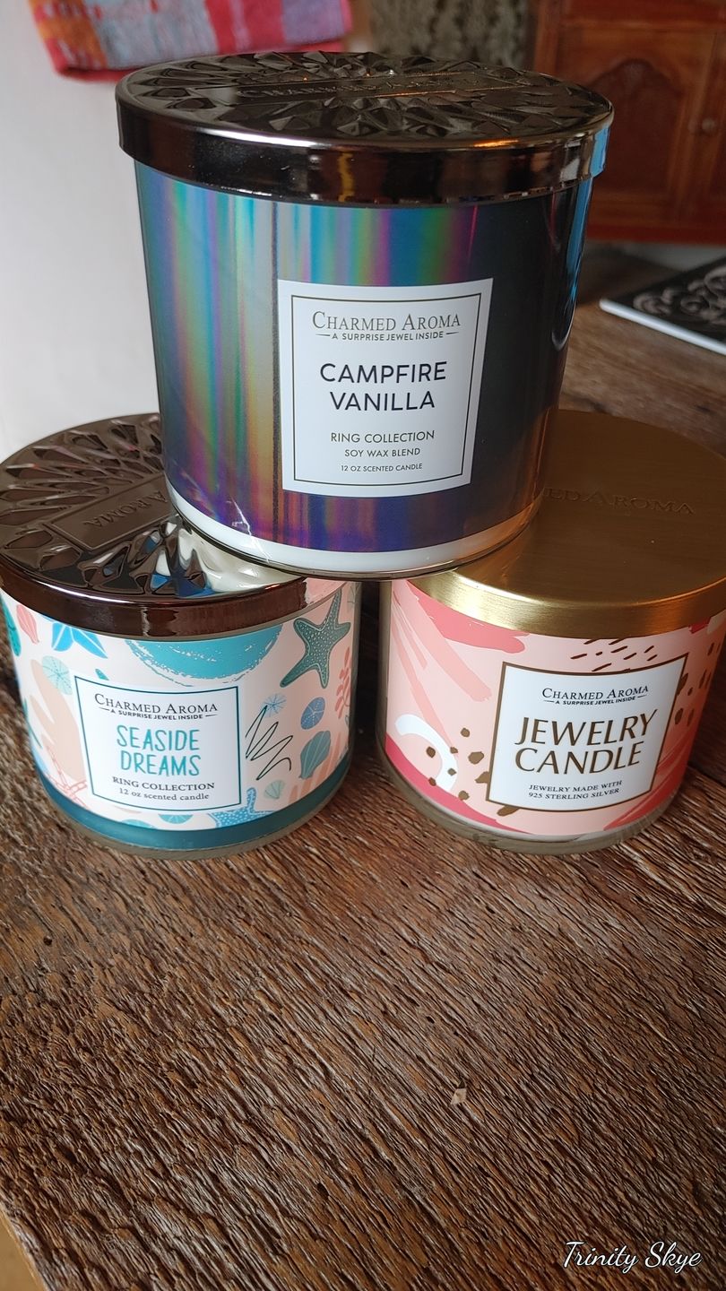 Customer photo review of Free Jewelry Candle