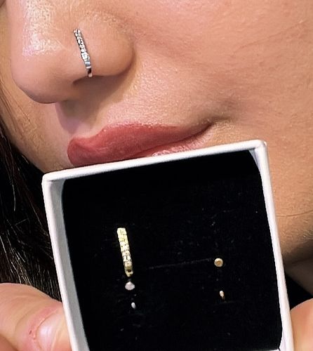 Customer photo review of PACK DÉCOUVERTE : 4 faux piercings