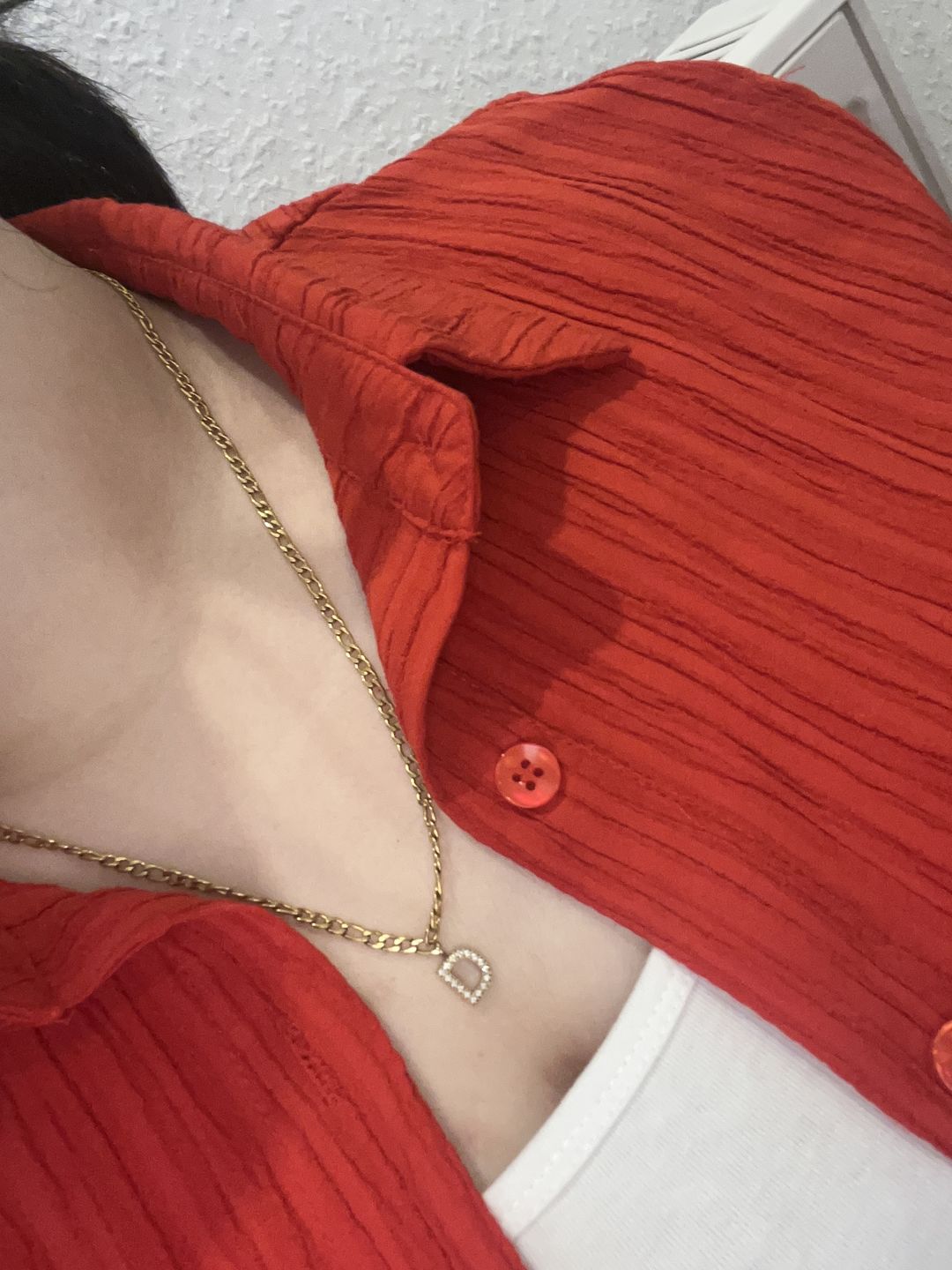 Customer photo review of Classic Letter Halskette | 18K vergoldet