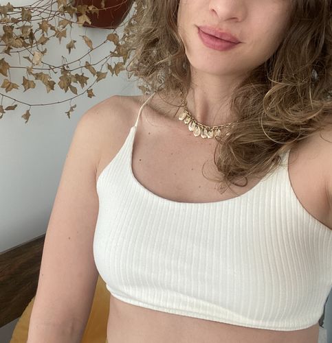 Bruna M. review of Top Alça Camomila image 1 out of 1