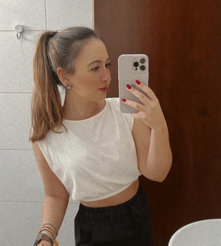 Heloisa S. review of Blusa Cropped Hibisco image 1 out of 1