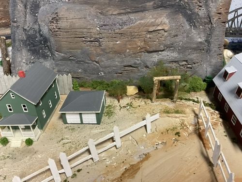 Customer photo review of Woodland Scenics WOO28 Forest Kits pkg(24) -- Hardwood (Deciduous) Trees - 2 to 4"  5.1 to 10.2cm Tall, All Scales