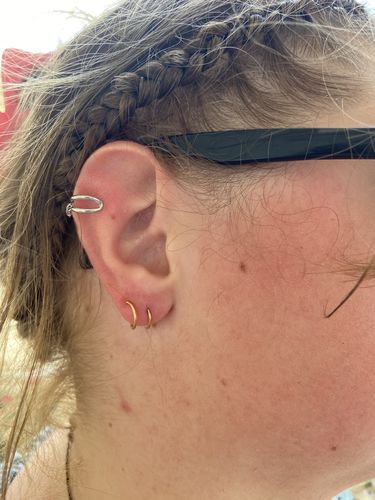 Customer photo review of La Bague d'oreille Molly