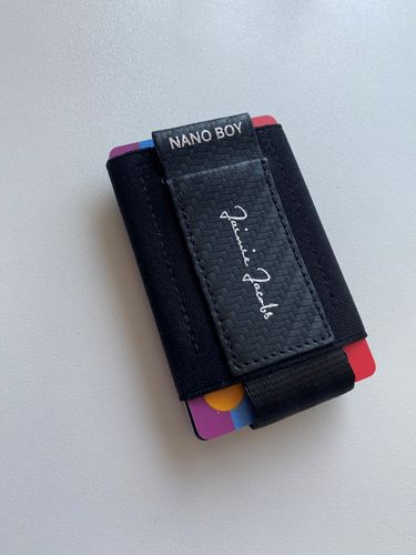 Customer photo review of Nano Boy card holder wallet with small elastic coin pocket