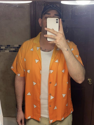 Customer photo review of Thunderclap Button Up