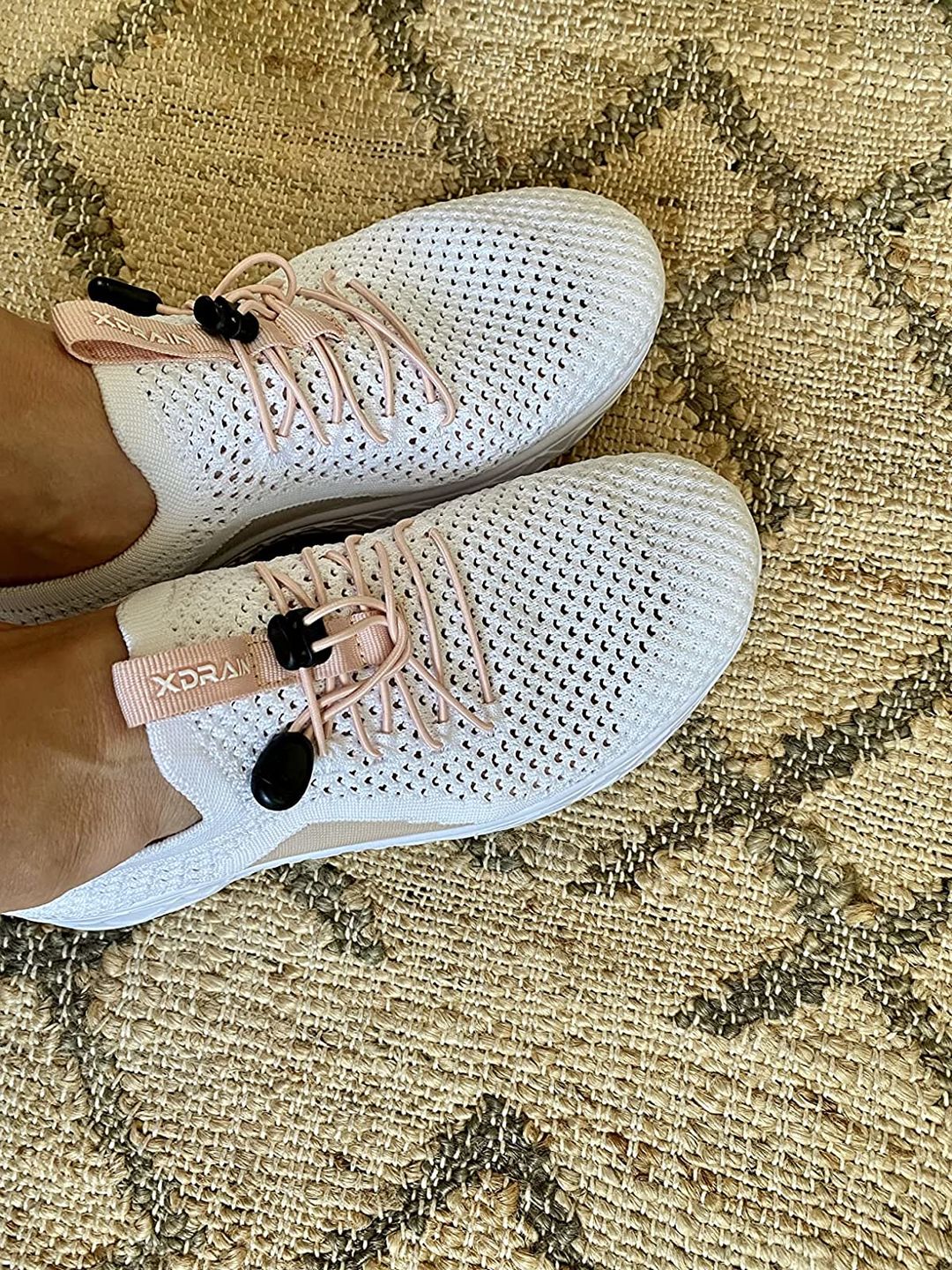 Customer photo review of Aleader Women's Xdrain Vibe Knit Water Shoes