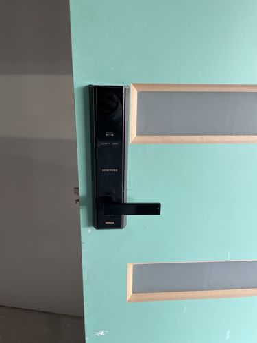 Customer photo review of Samsung SHP-DH537