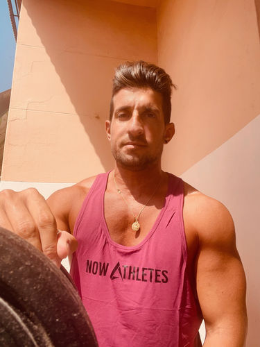 Customer photo review of Elite Bamboo Stringer - Burgundy