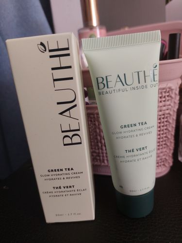 Customer photo review of Crème Hydratante Éclat au Thé Vert
