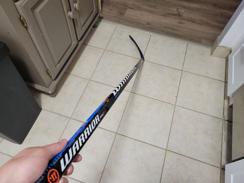 Customer photo review of Warrior Covert QRE Fantom Intermediate Hockey Stick