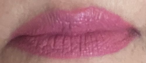 Customer photo review of O.TWO.O WATERPROOF GORGEOUS SQUARE LIPSTICK