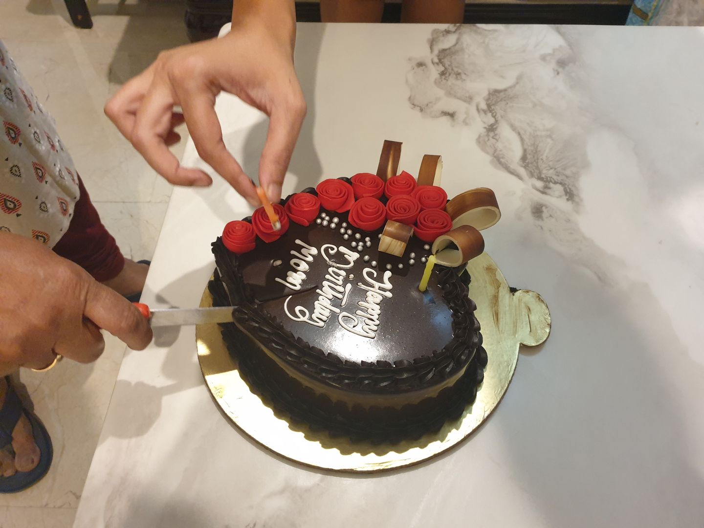 Customer photo review of Roses on Chocolate Heart