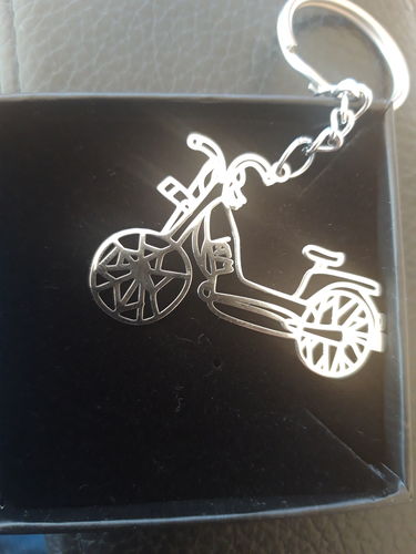 Customer photo review of LOANYA persönliche Kinderzeichnung als Halskette oder Anhänger