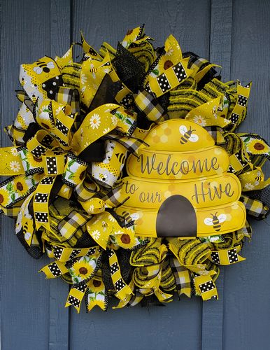 Customer photo review of 2.5"X10Yd Sunflowers W/Polka Dots White/Yellow/Brown/Green RGE110527