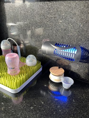 Customer photo review of Shieldeck® WallTrap - Plug-In Indoor Flying Insects Smart UV Trap