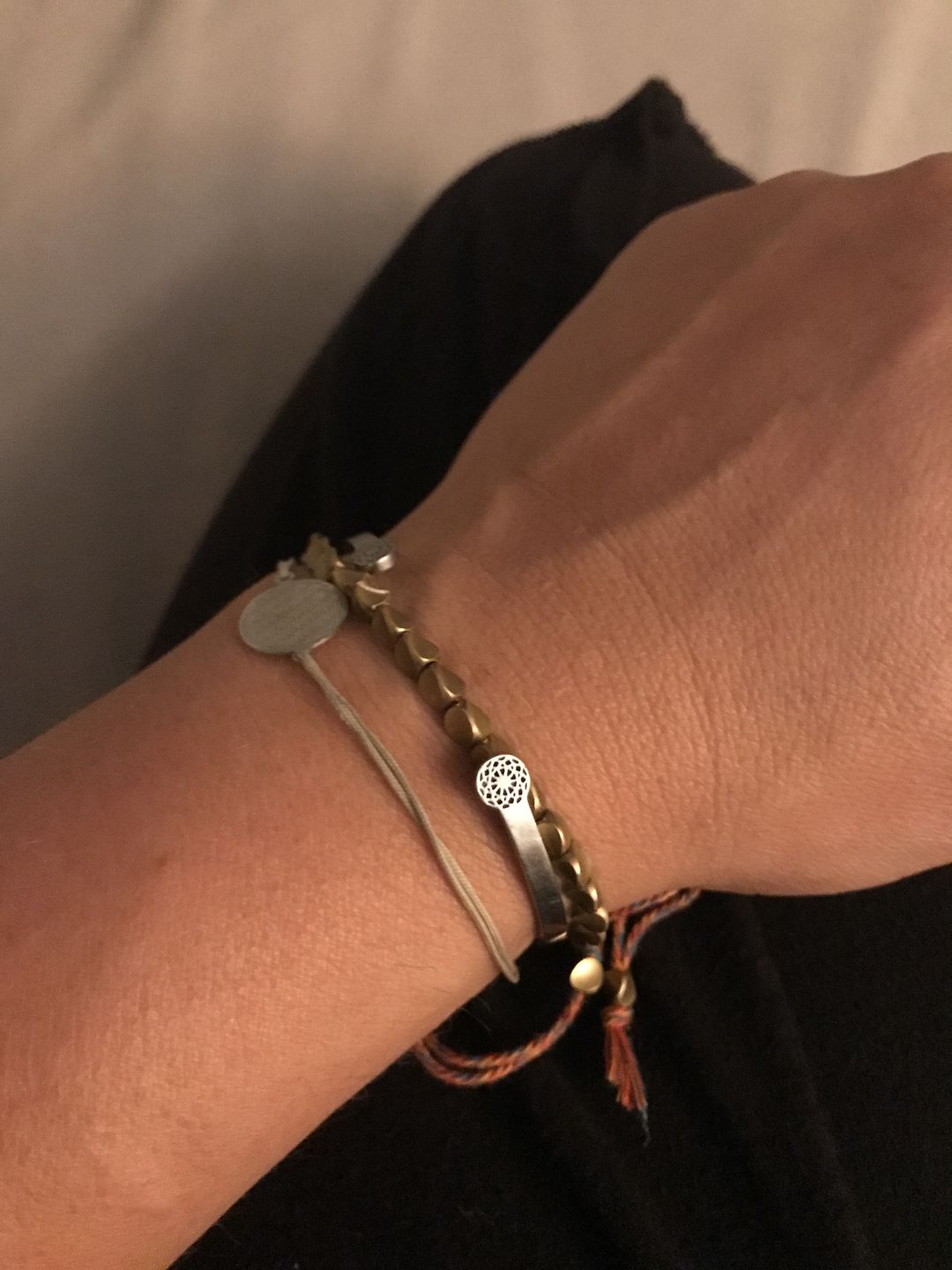 Customer photo review of Edles Tibetisches Glücksarmband