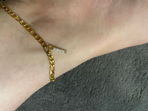 Customer photo review of Amor Initial Anklet