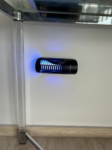 Customer photo review of Shieldeck® WallTrap - Plug-In Indoor Flying Insects Smart UV Trap