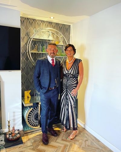 Customer photo review of Three-piece suit Shelby