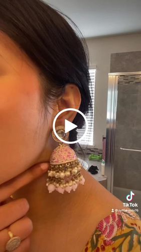 Customer video review of Laiba Earrings