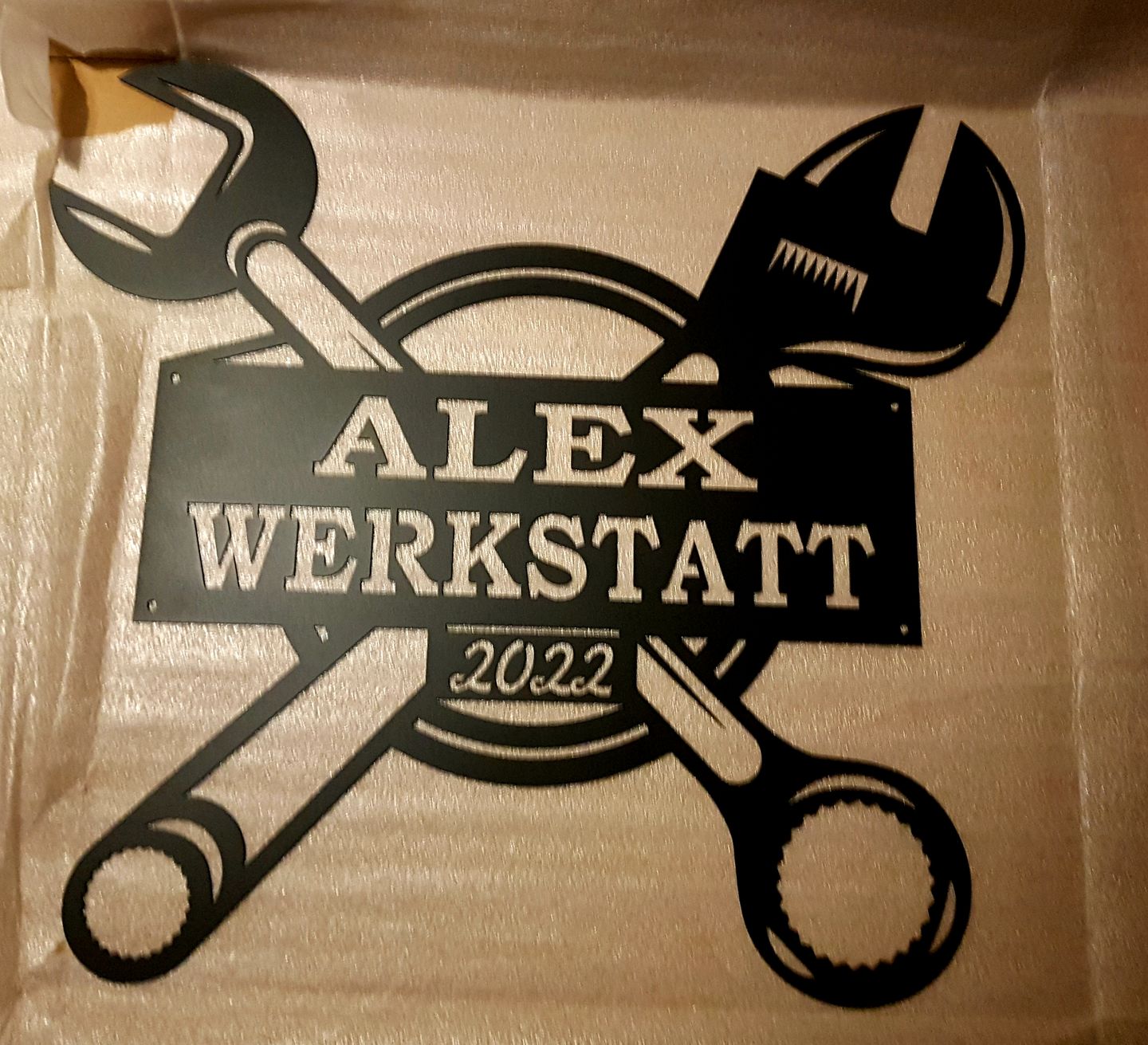 Customer photo review of Werkstattschild - Maulschlüssel aus edlem Stahl (personalisierbar)