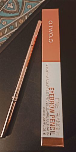 Customer photo review of O.TWO.O FINE TRIANGLE EYEBROW PENCIL