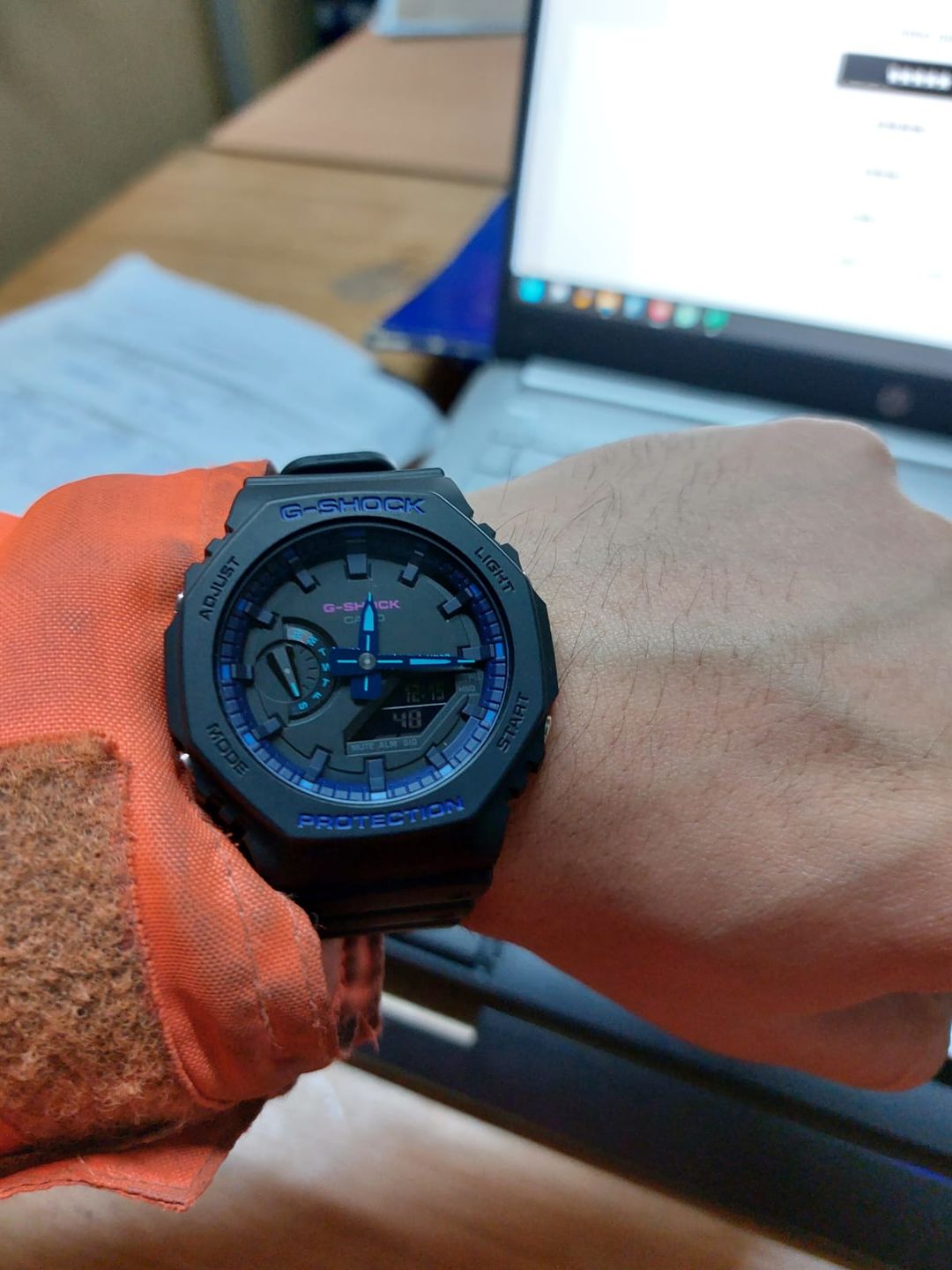 Customer photo review of Reloj Casio G-Shock Royal Oak "Casioak" GA-2100VB-1ADR Carbon Core Azul