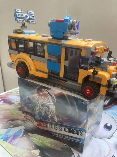 Customer photo review of Coffret - EB09 - Epée et Bouclier 9 - Stars Etincelantes - Stade Stratégies et Combats