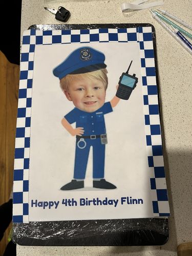 Customer photo review of A4 Rectangle Custom Edible Icing Image