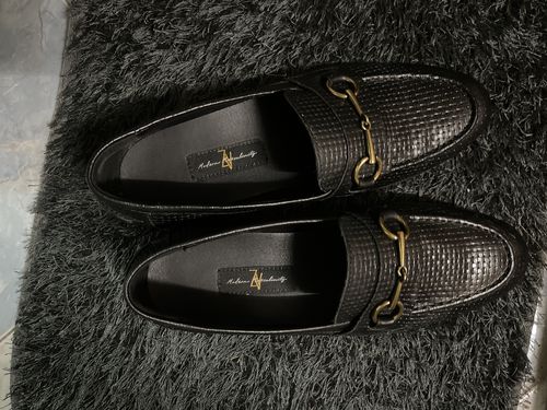 Customer photo review of Penny Loafer Horsebit Buckle - Black Woven Leather (Crepe Sole)