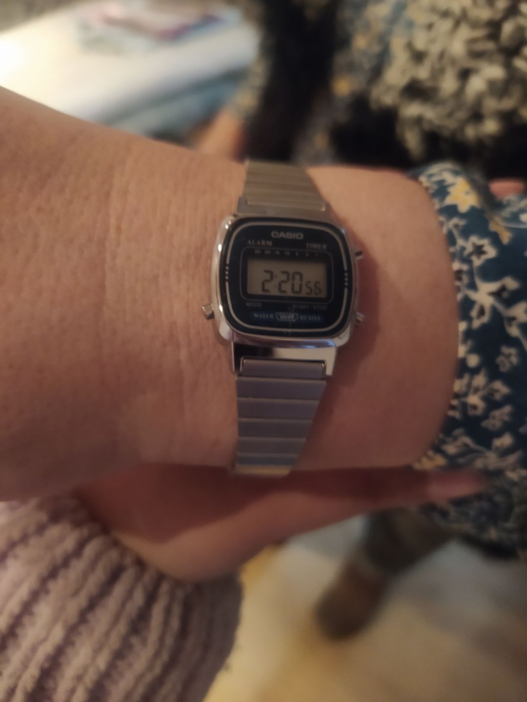 Customer photo review of Reloj Casio Vintage LA670WA-2DF Plateado Azul