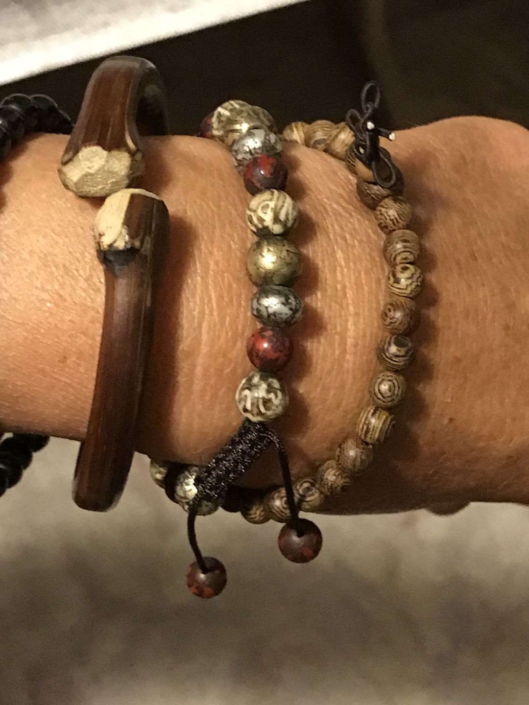 Customer photo review of Bracelet Tibétain | Ermite Mystique