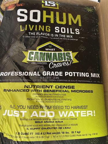 Customer photo review of Sohum Soil Organic Living Soil Just Add Water 1.5 cu ft