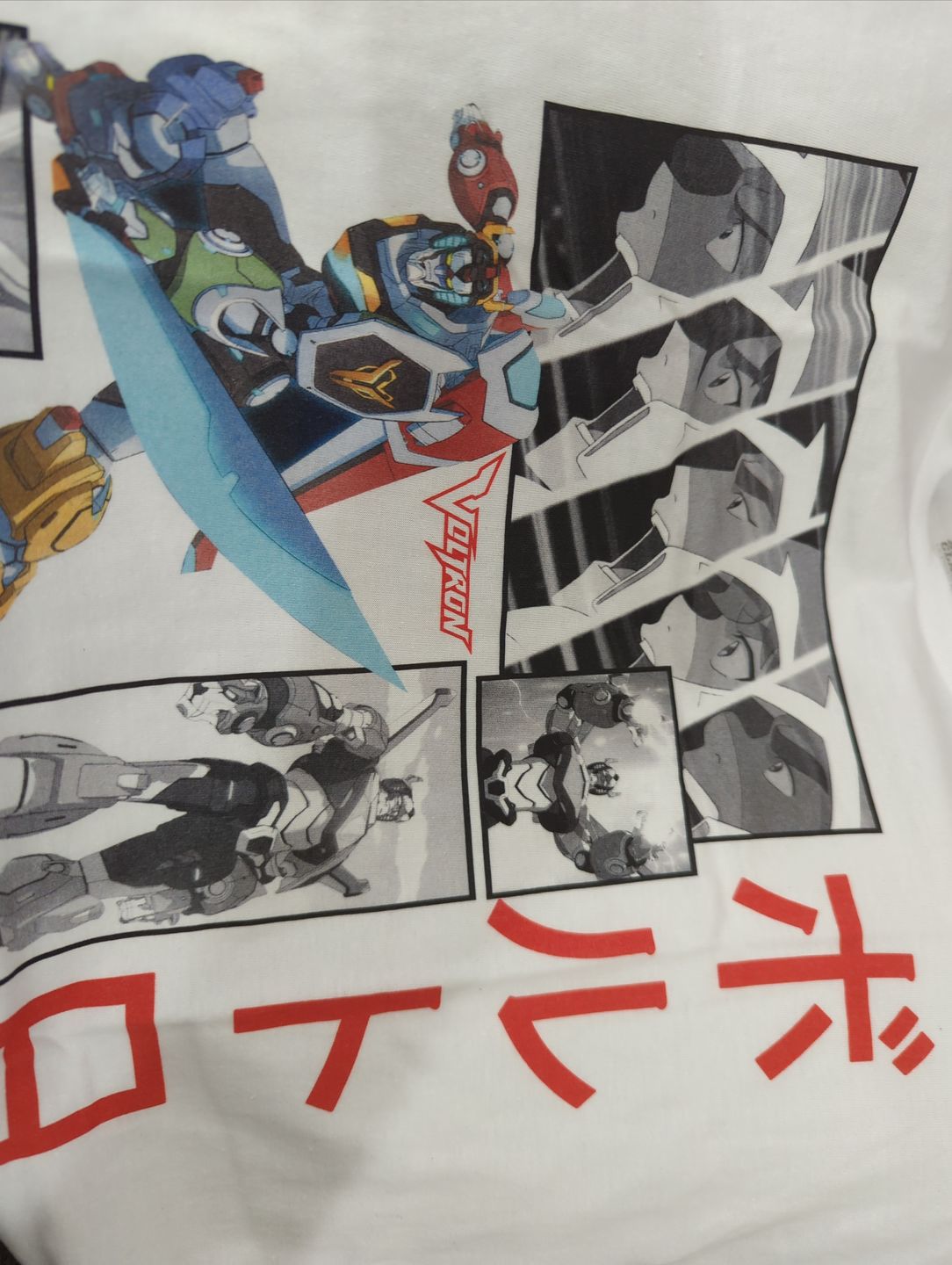 Customer photo review of Voltron Squares & Japanese T-Shirt